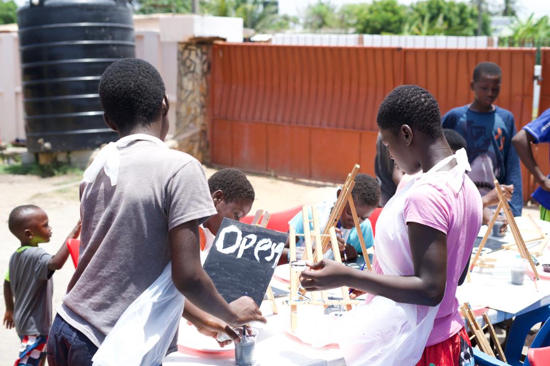 Pesa boosts creativity among Ghanaian youth through art competition in Accra